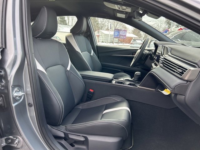 New 2025 Toyota Camry SE w/ Convenience Package image 8