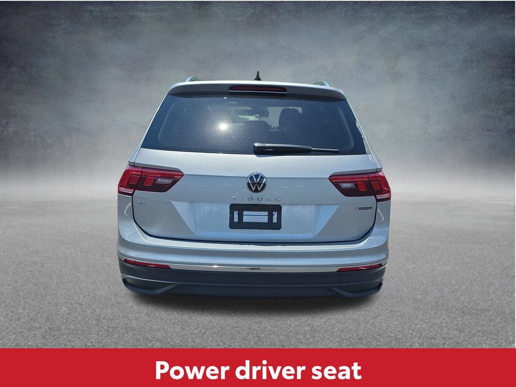 Used 2023 Volkswagen Tiguan SE AWD/4WD image 9