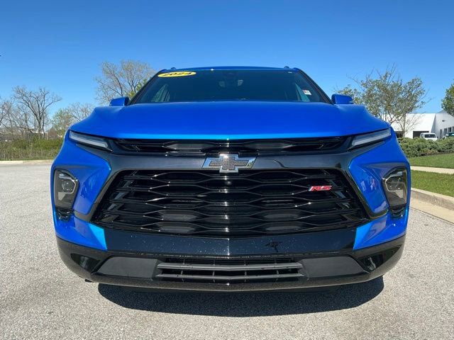 Used 2024 Chevrolet Blazer RS w/ Driver Confidence II Package AWD/4WD image 8