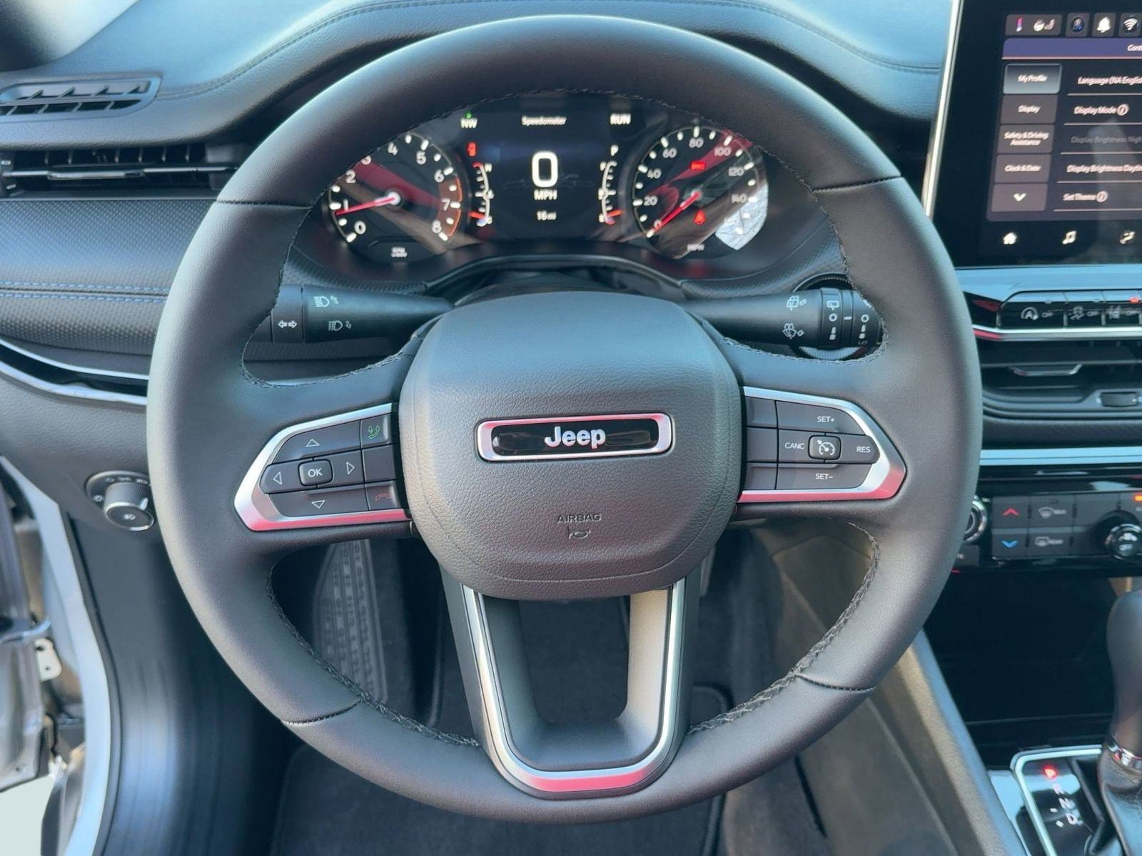 New 2026 Jeep Compass Latitude image 15