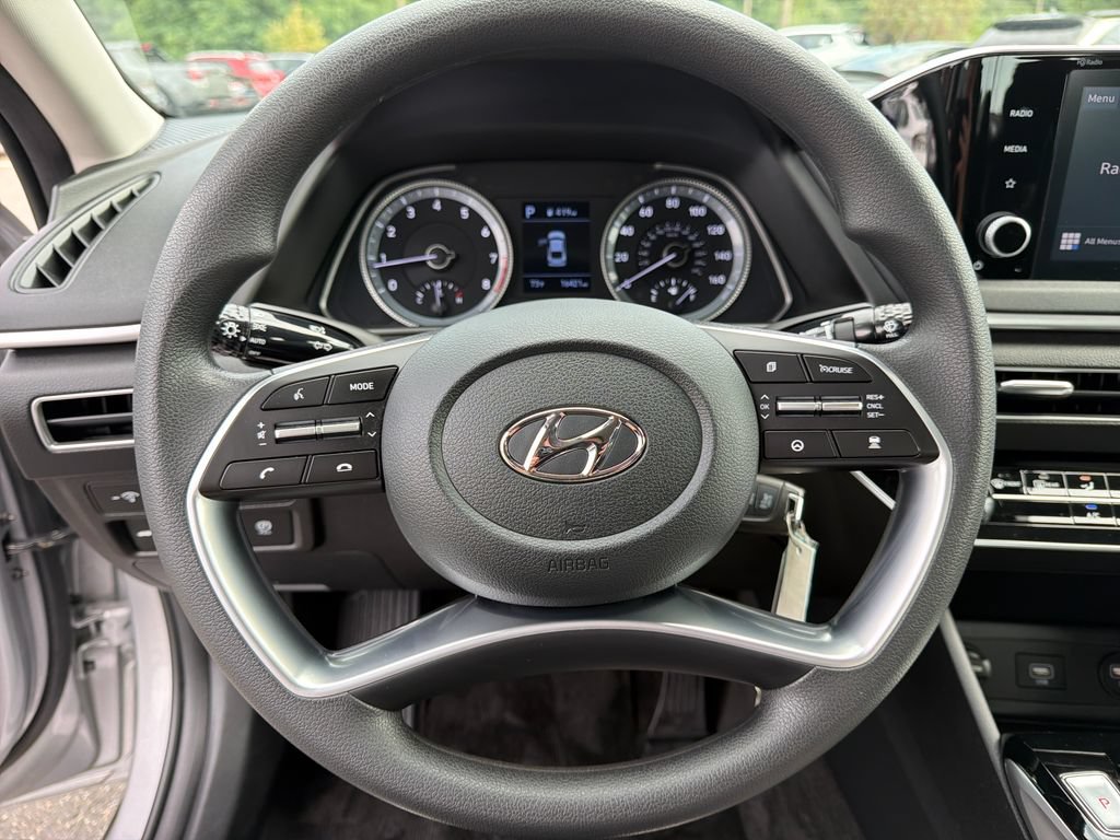 Certified 2023 Hyundai Sonata SE FWD image 14