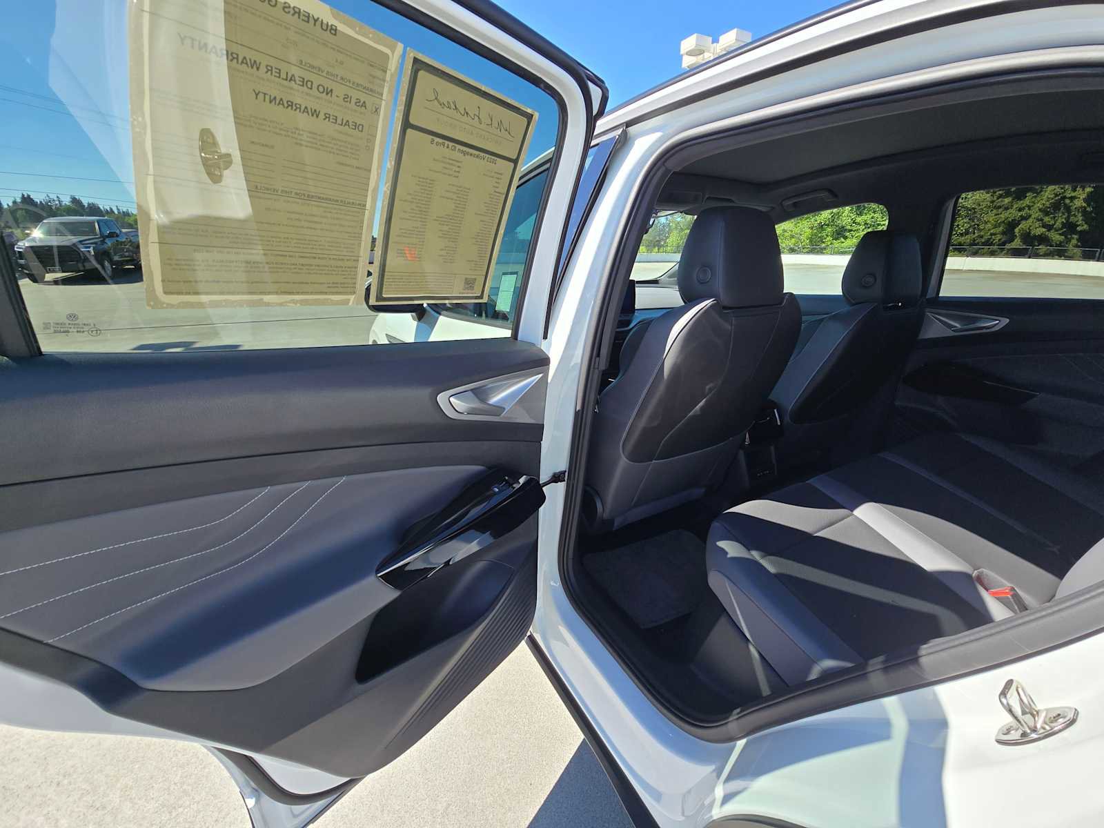 Used 2023 Volkswagen ID.4 Pro S RWD image 15
