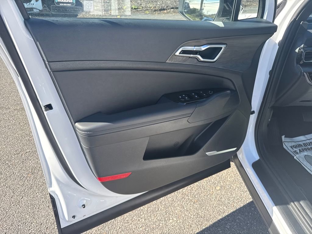 Used 2025 Kia Sportage X-Line image 13