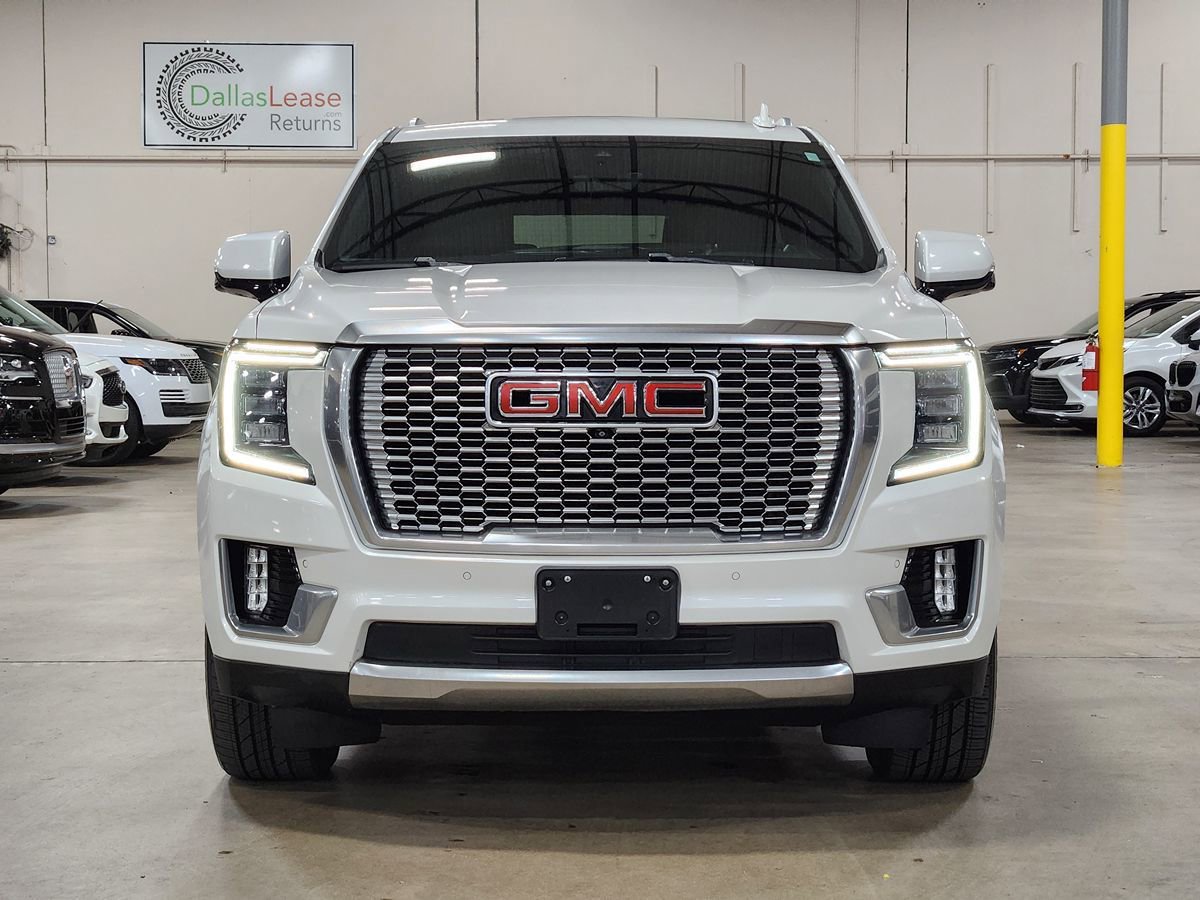 Used 2021 GMC Yukon XL Denali w/ Denali Premium Package RWD image 2