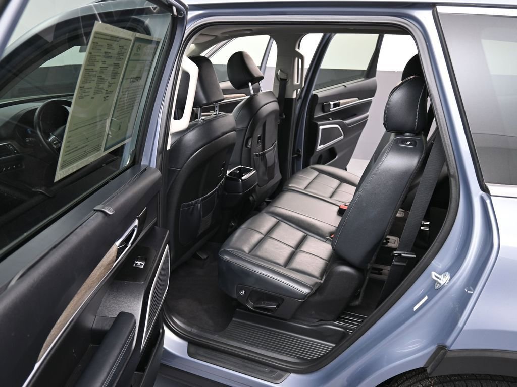 Used 2020 Kia Telluride EX image 11