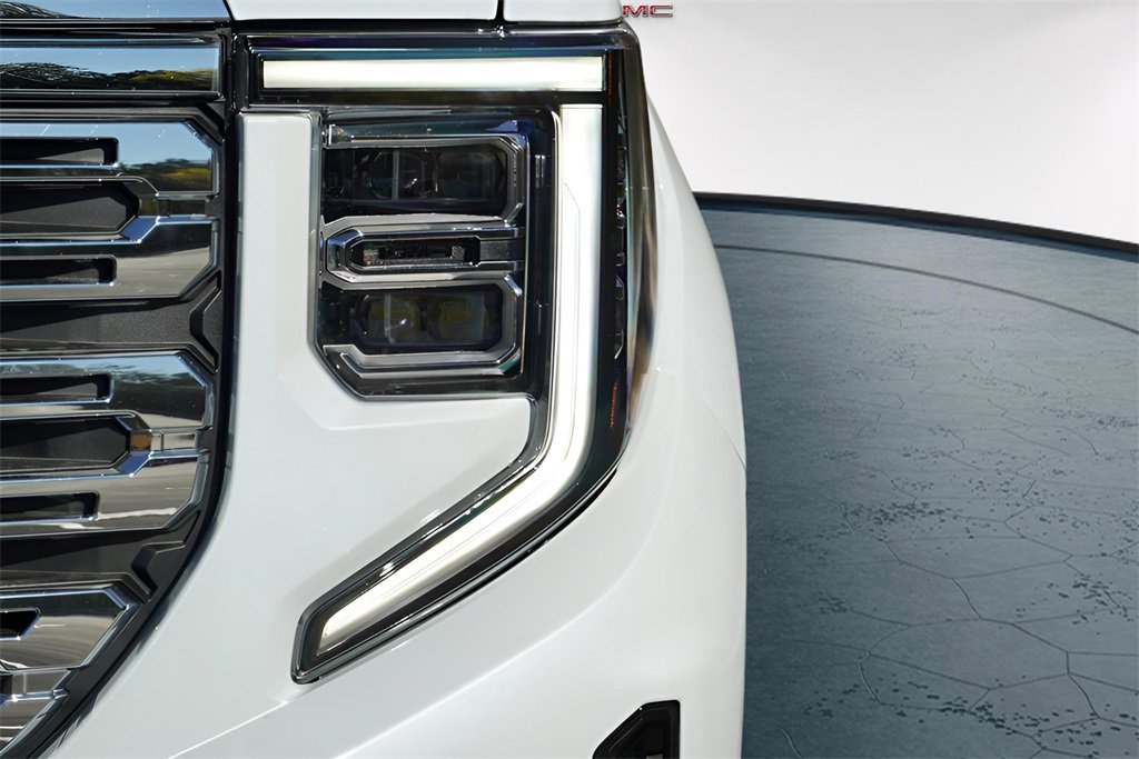 New 2026 GMC Sierra 1500 Denali w/ Denali Reserve Package image 2