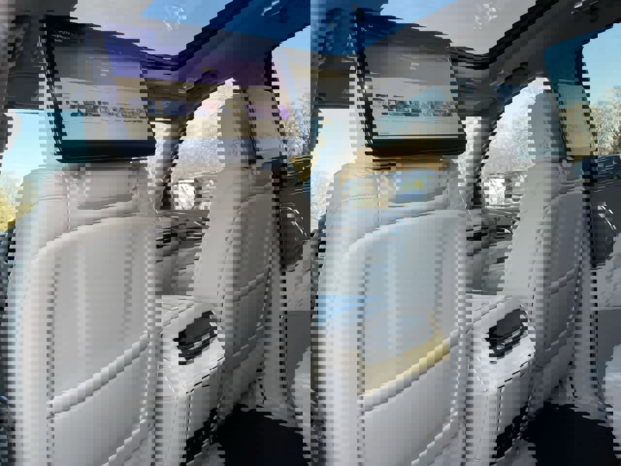 Certified 2024 Cadillac Escalade Sport Platinum w/ LPO, ONYX Package image 21