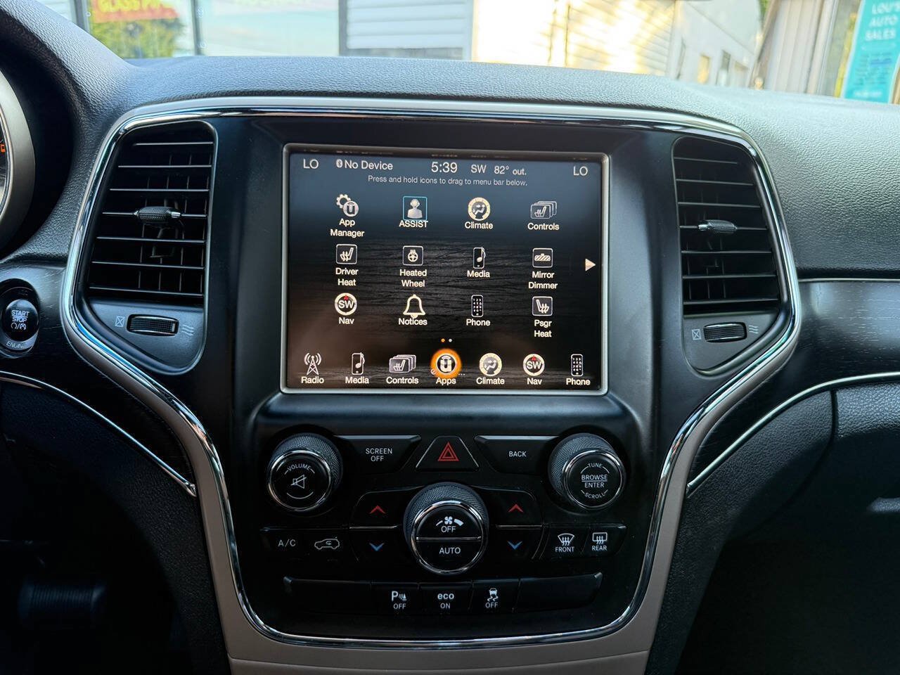 Used 2015 Jeep Grand Cherokee Limited AWD/4WD image 13