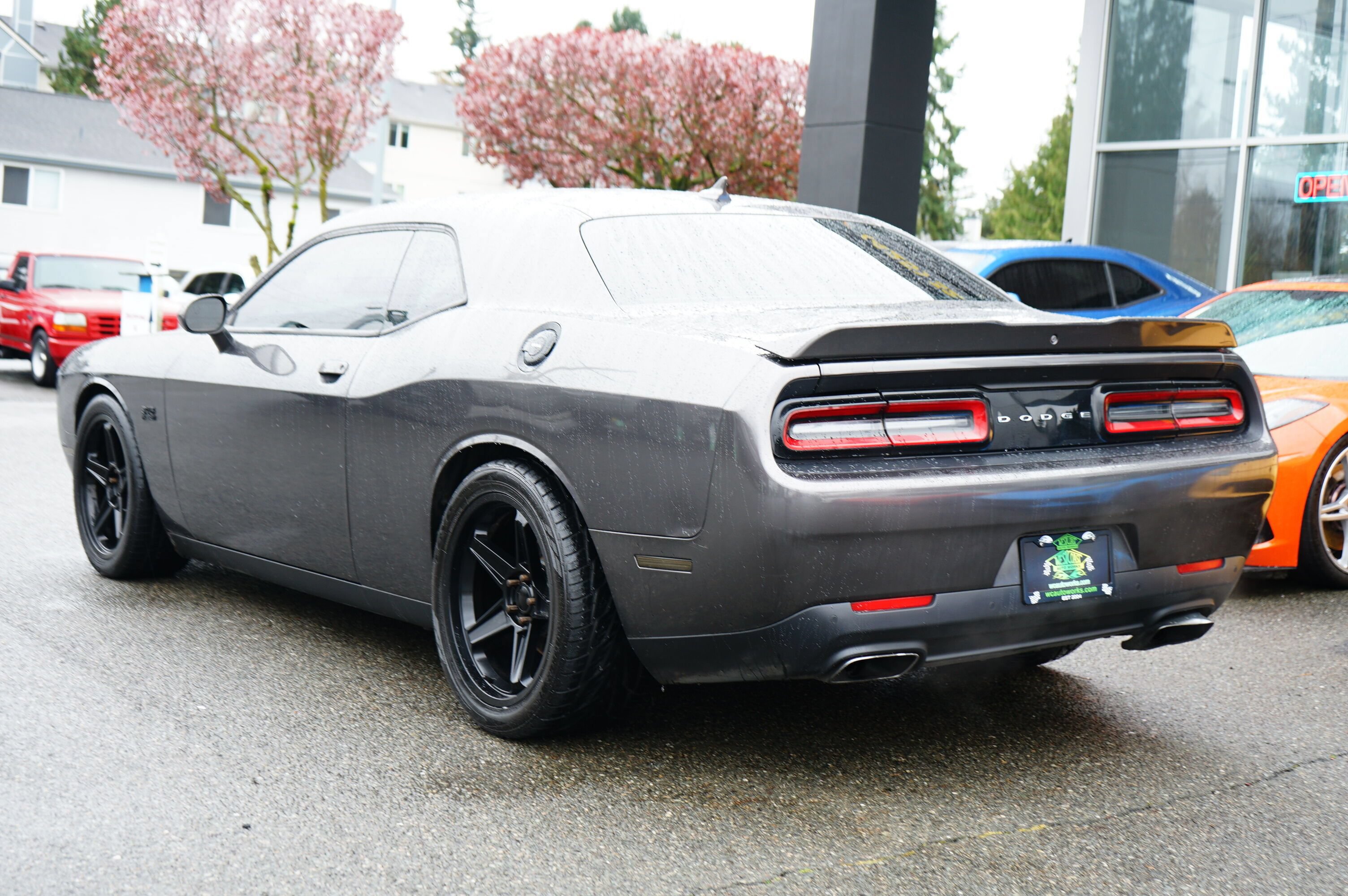 Used 2015 Dodge Challenger R/T Plus RWD image 3