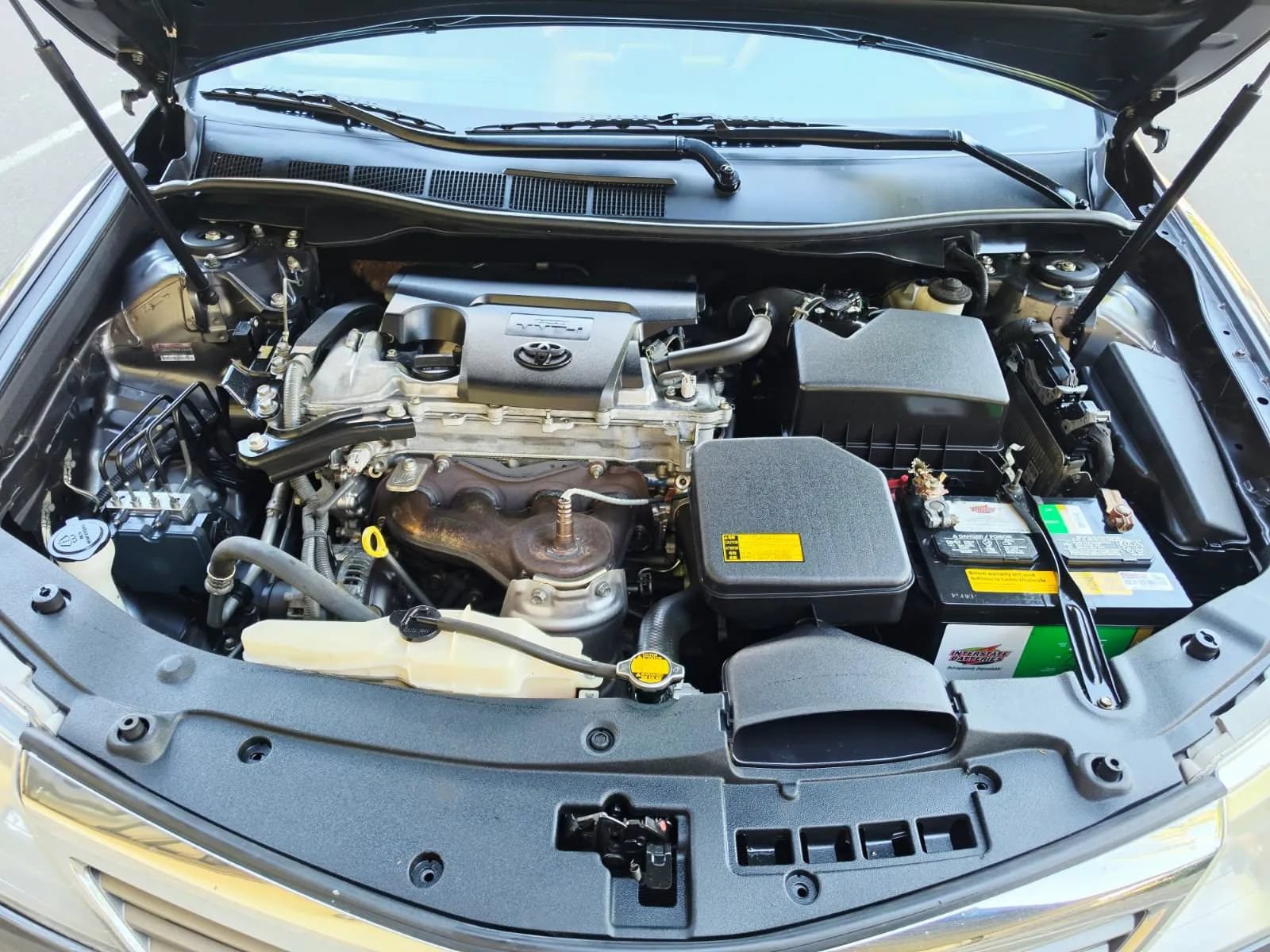 Used 2012 Toyota Camry FWD image 17