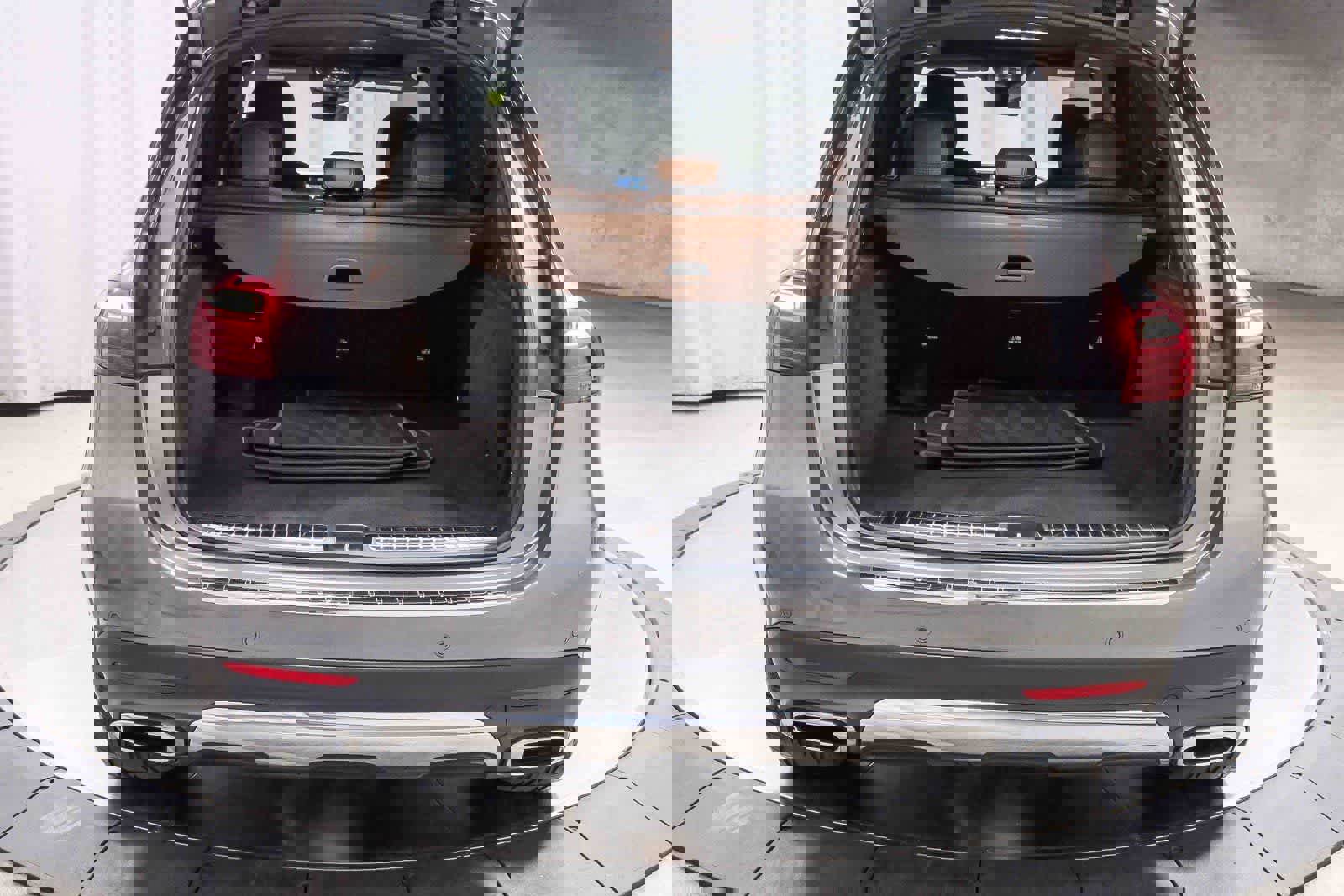 Used 2025 Mercedes-Benz GLE 450e 4MATIC image 26