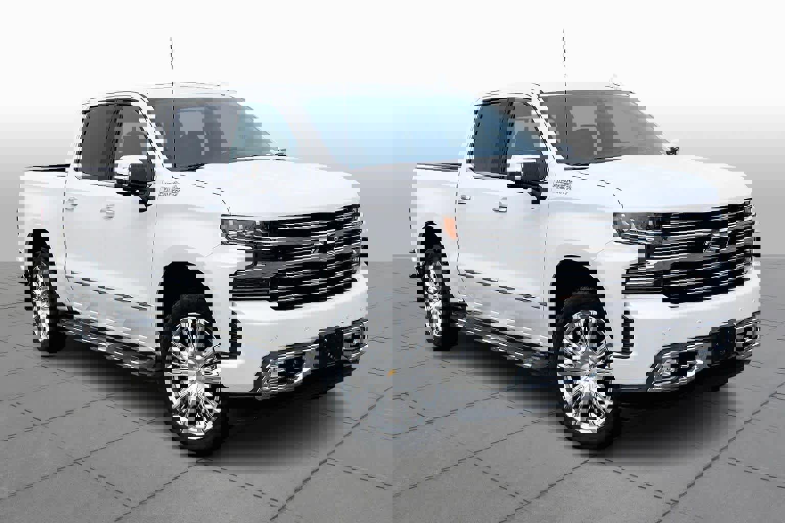 Used 2020 Chevrolet Silverado 1500 High Country w/ Technology Package image 3