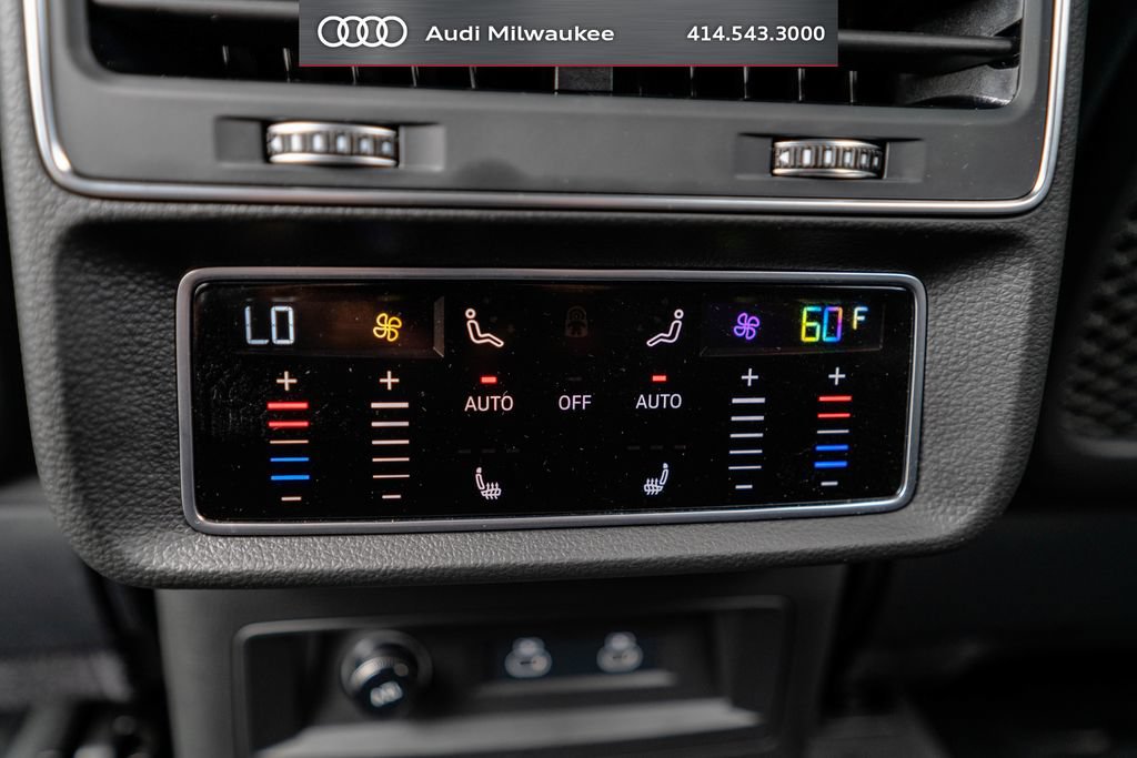 Used 2025 Audi RS Q8 performance w/ Matte Carbon Package AWD/4WD image 47