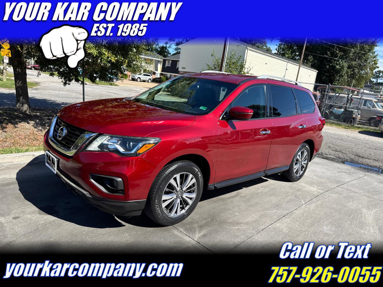 Used 2018 Nissan Pathfinder SV image 1