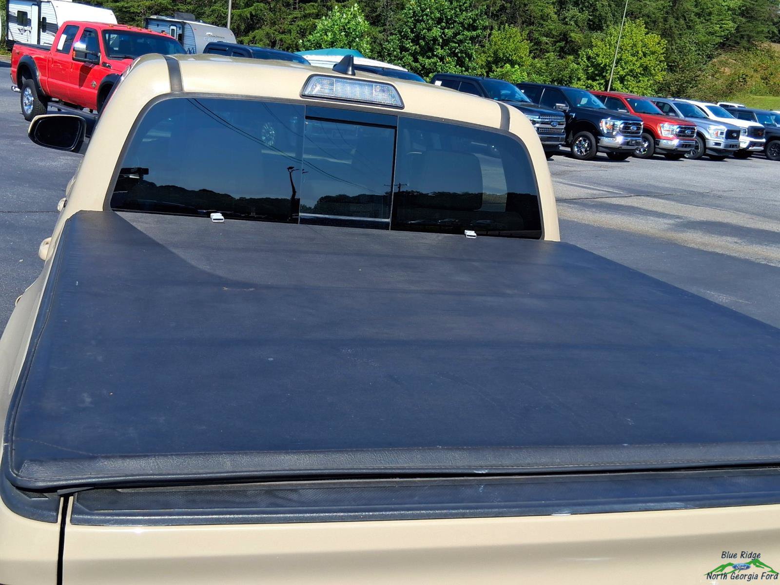 Used 2019 Toyota Tacoma SR5 RWD image 14