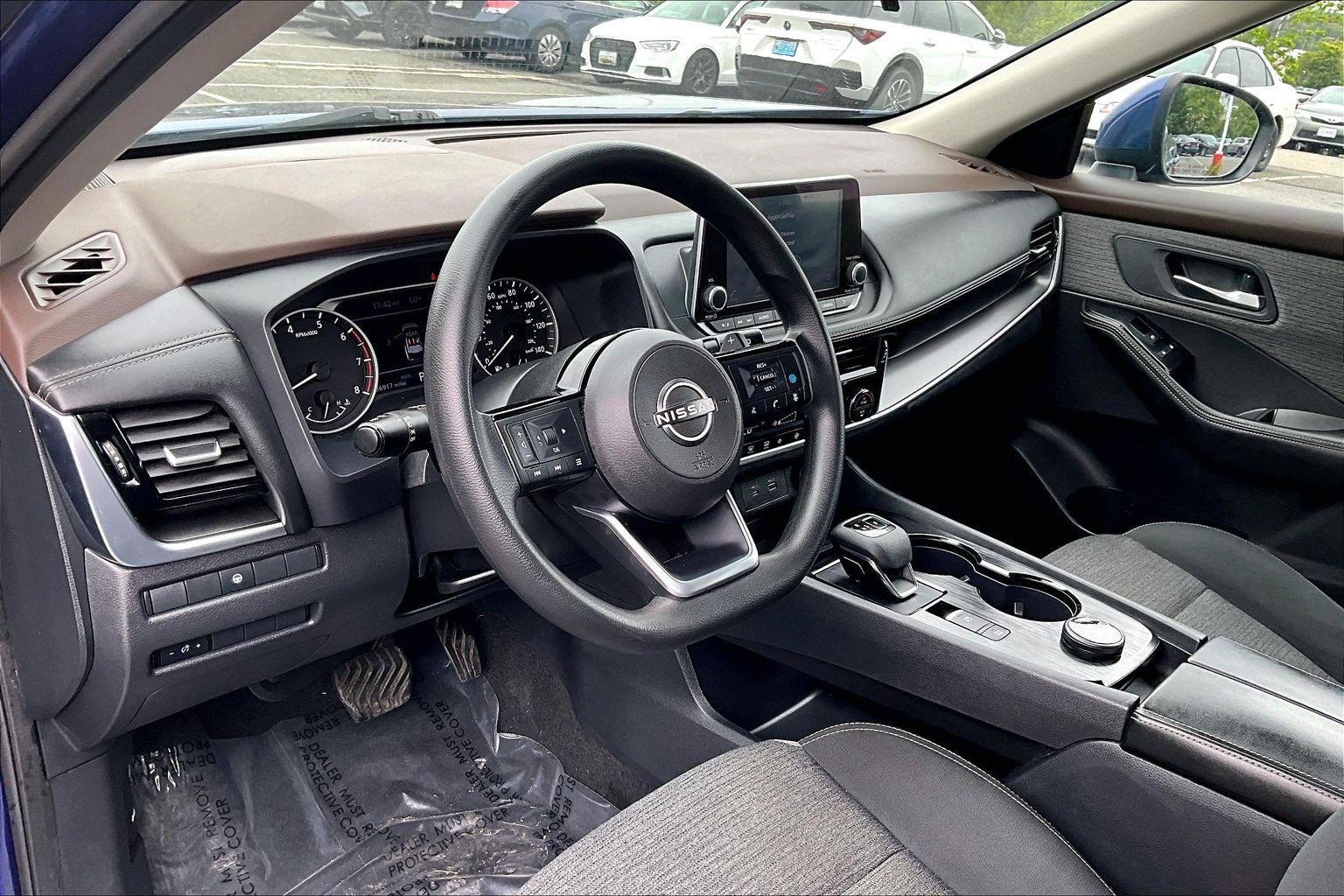 Used 2023 Nissan Rogue SV AWD/4WD image 13
