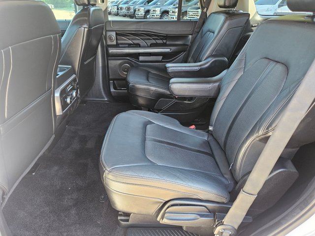 Used 2019 Ford Expedition Platinum AWD/4WD image 18