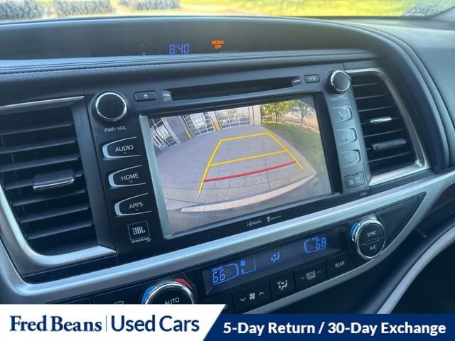 Used 2015 Toyota Highlander Limited AWD/4WD image 24