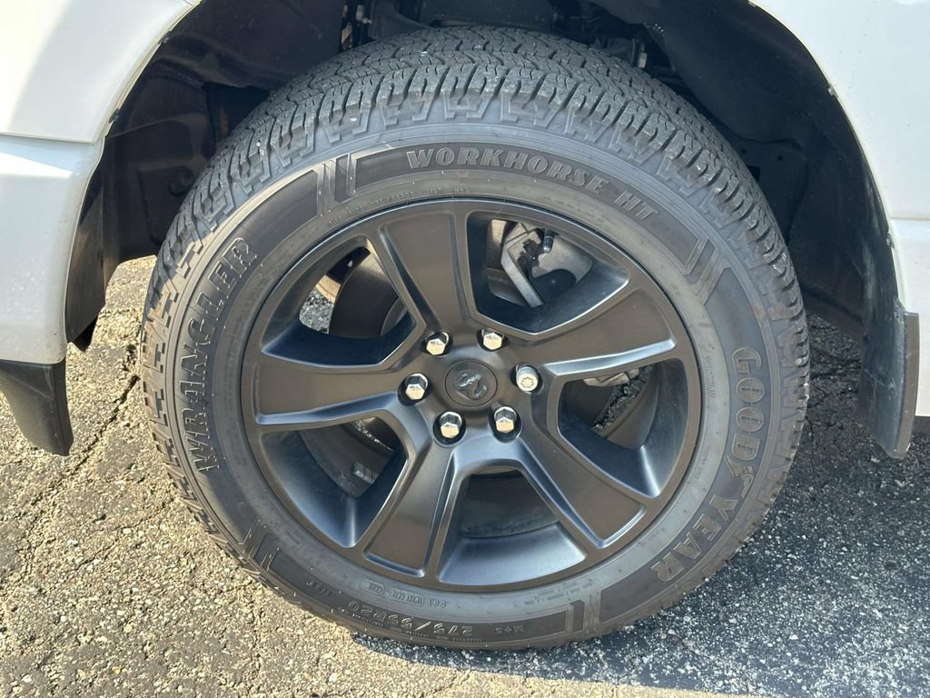 Used 2020 RAM 1500 Big Horn AWD/4WD image 9