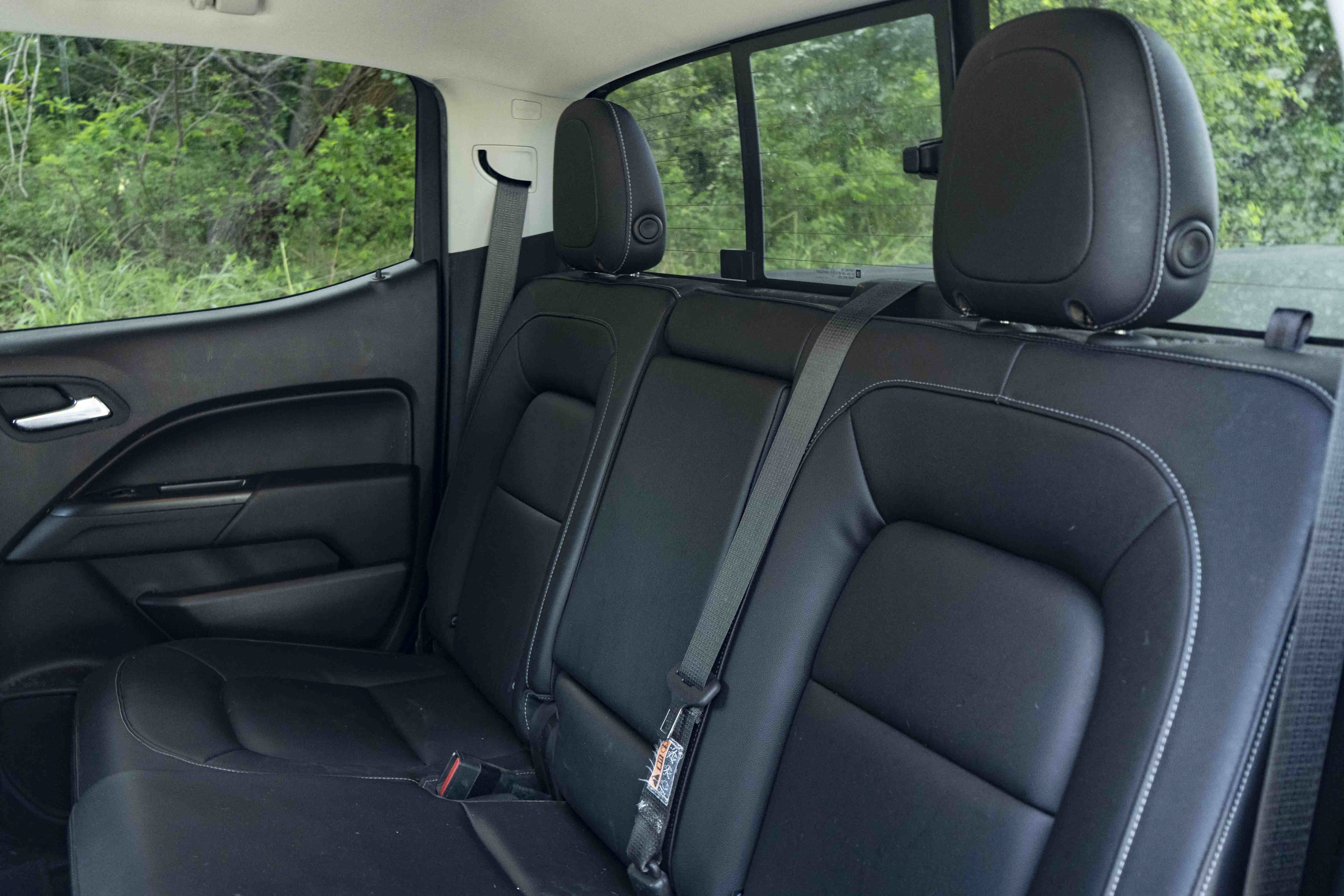 Used 2018 Chevrolet Colorado LT w/ Luxury Package, Chrome AWD/4WD image 16