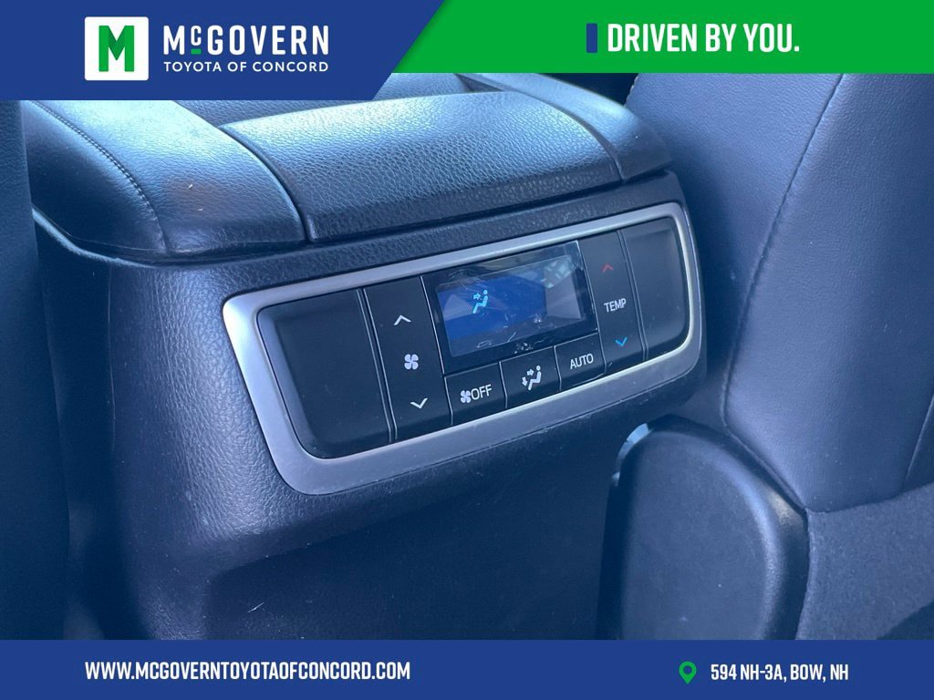 Used 2016 Toyota Highlander XLE AWD/4WD image 19