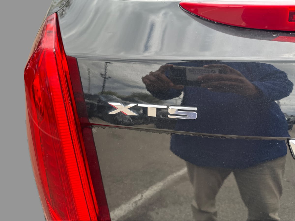 Used 2016 Cadillac XTS Premium FWD image 38