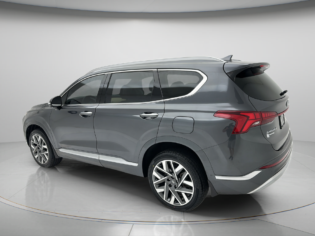 Used 2023 Hyundai Santa Fe Calligraphy w/ Winter Weather Package AWD/4WD image 4