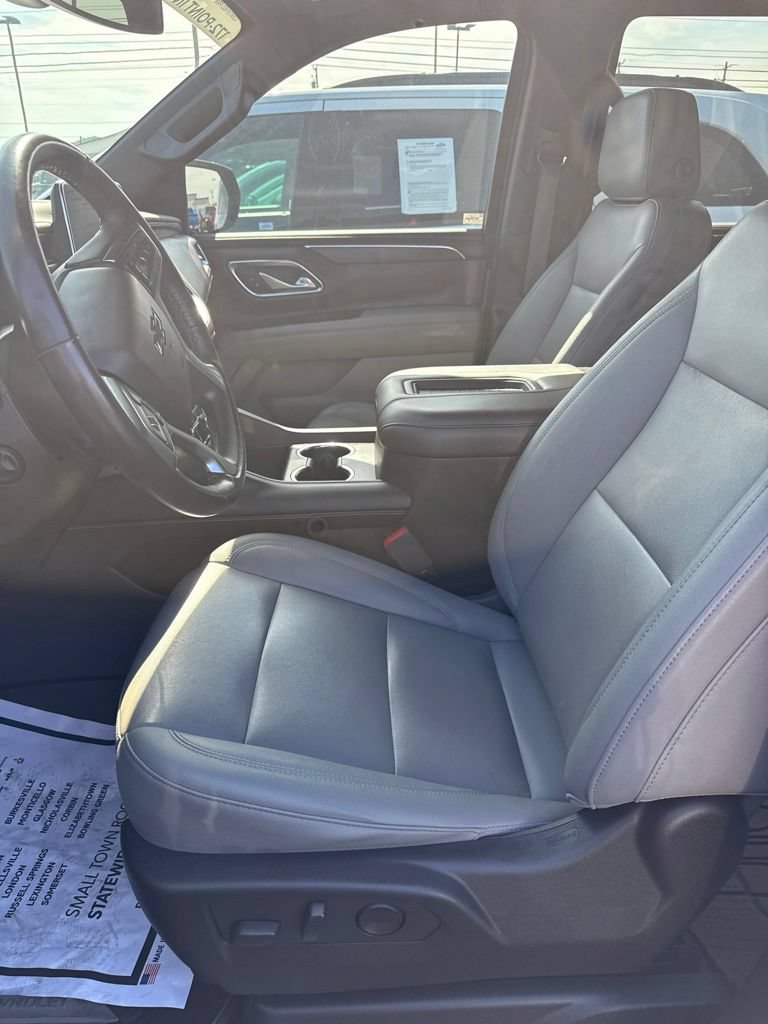 Used 2022 Chevrolet Tahoe Z71 w/ Z71 Off-Road Package AWD/4WD image 9