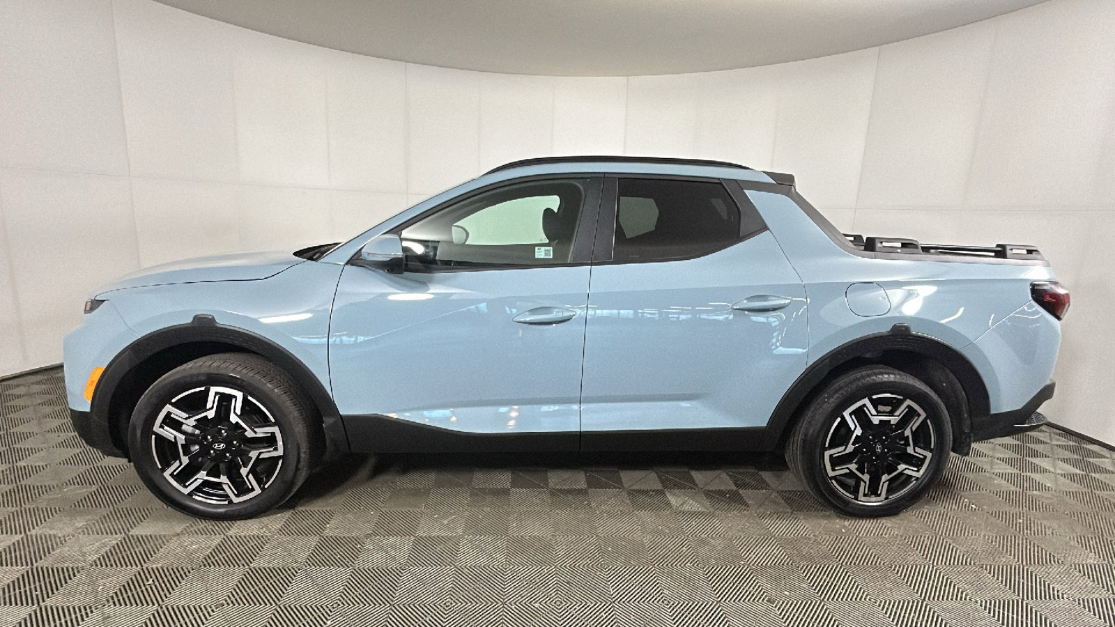 Used 2026 Hyundai Santa Cruz Limited AWD/4WD image 6