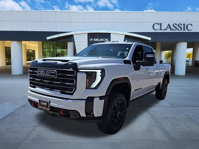 Used 2025 GMC Sierra 2500 AT4 w/ AT4 Premium Plus Package AWD/4WD image 3