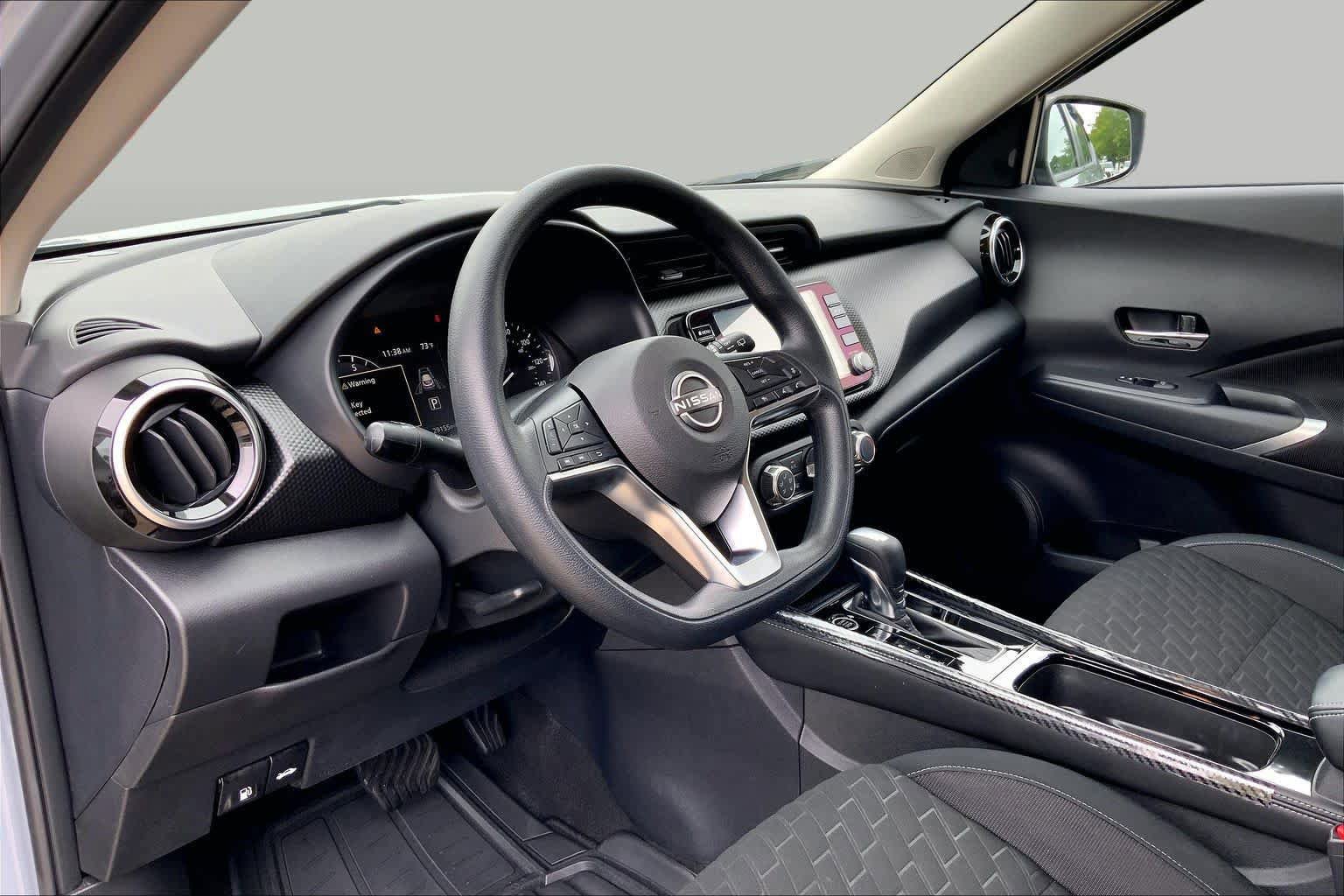 Used 2023 Nissan Kicks SV FWD image 17