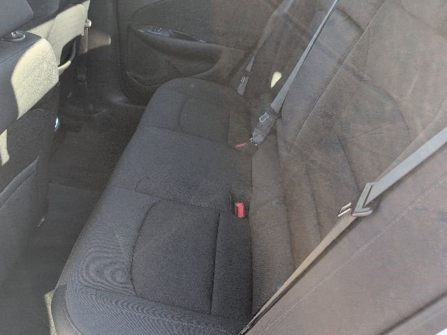 Used 2022 Chevrolet Malibu LT image 17