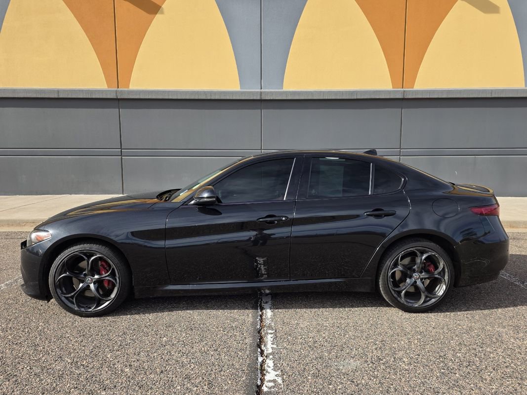 Used 2018 Alfa Romeo Giulia Ti Sport w/ Quick Order Package 22S Sport image 2