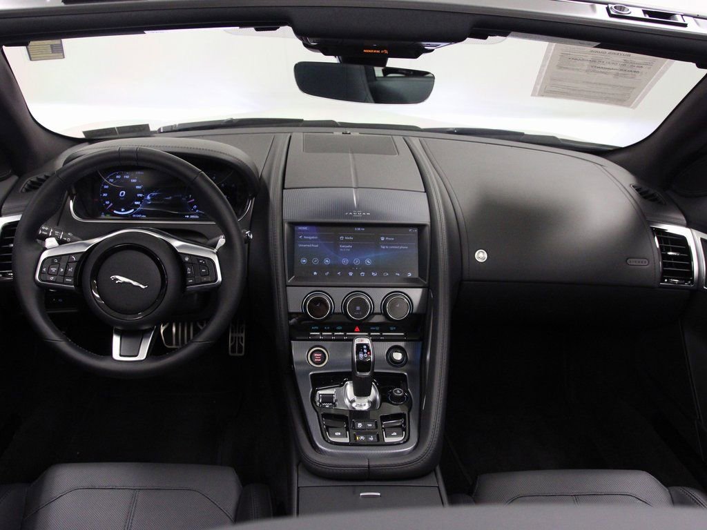 Used 2024 Jaguar F-TYPE R-Dynamic image 2