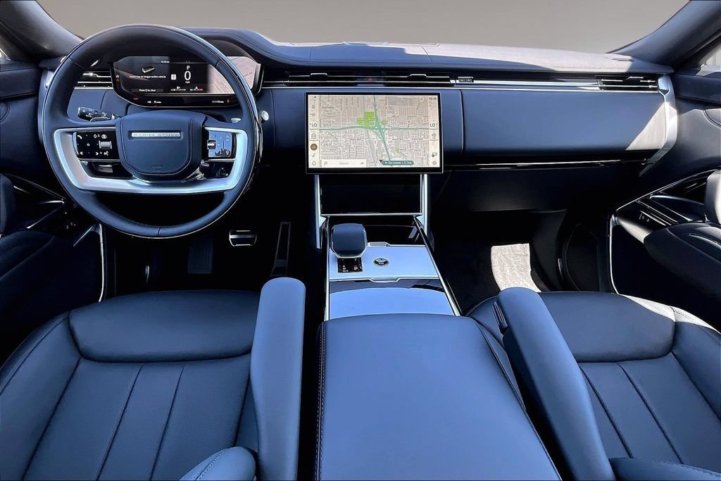 New 2026 Land Rover Range Rover Long Wheelbase SE AWD/4WD image 5
