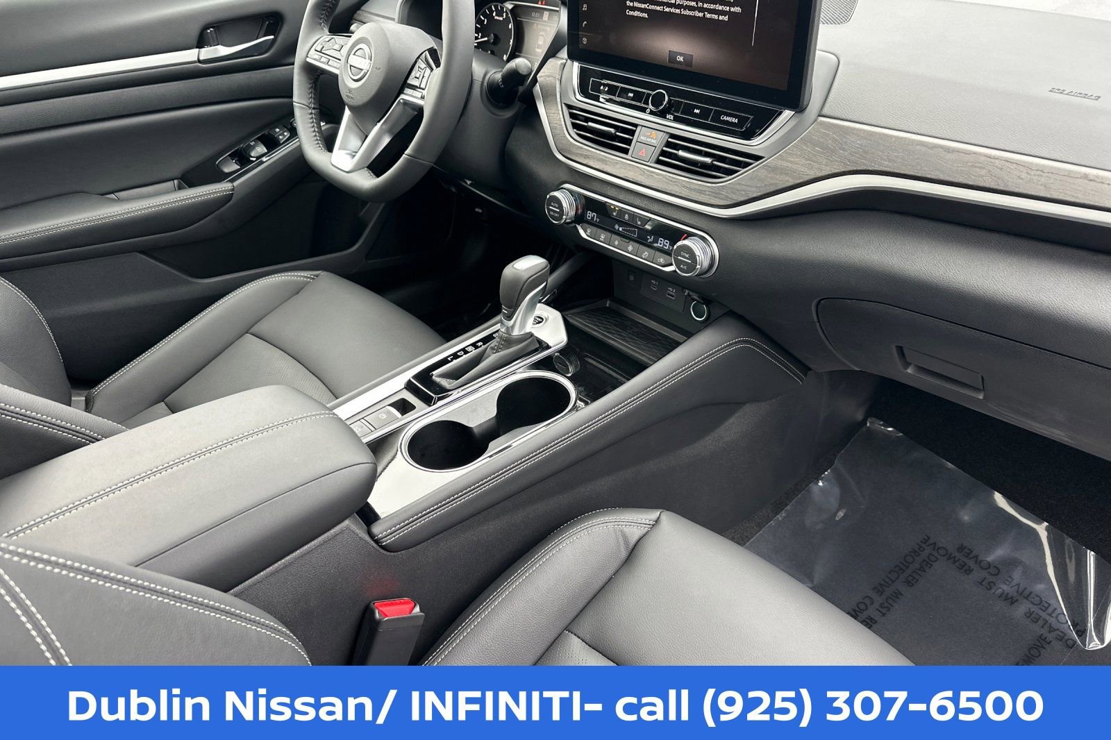 New 2025 Nissan Altima 2.5 SL AWD/4WD image 18