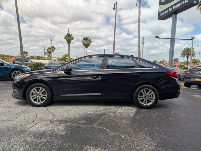 Used 2015 Hyundai Sonata SE FWD image 8
