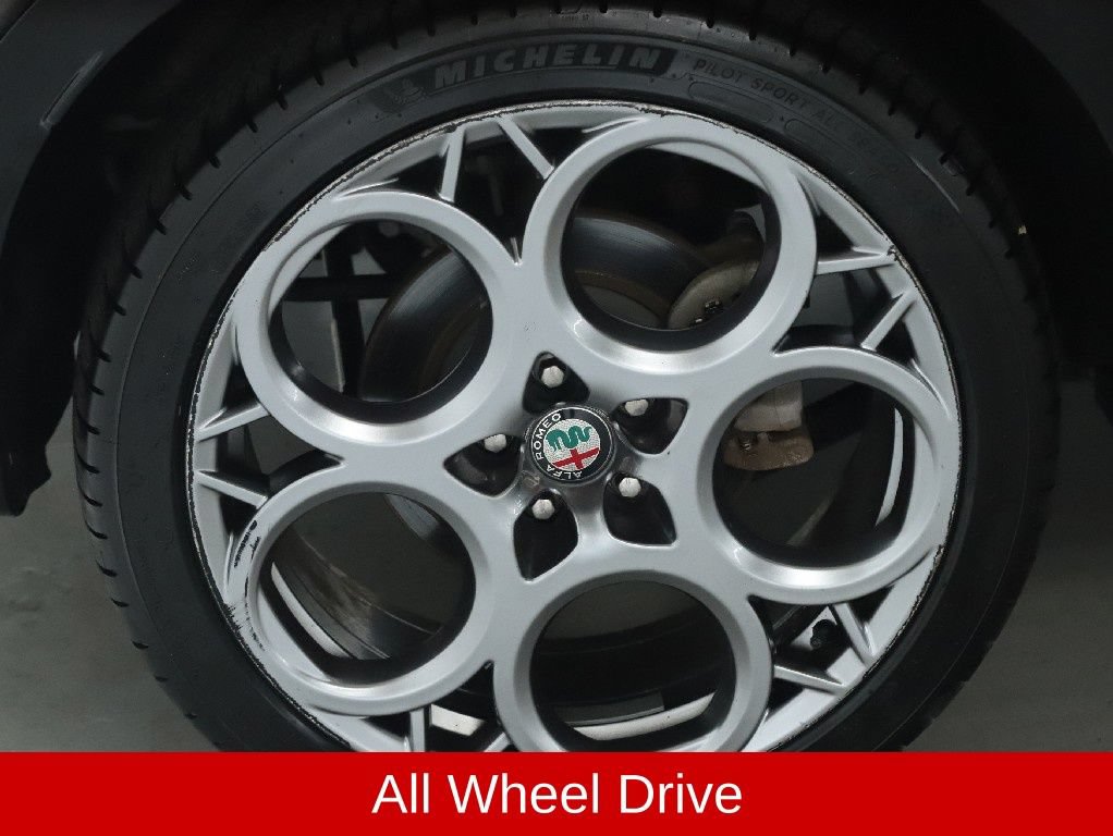 Used 2024 Alfa Romeo Tonale Ti w/ Active Assist Package AWD/4WD image 13