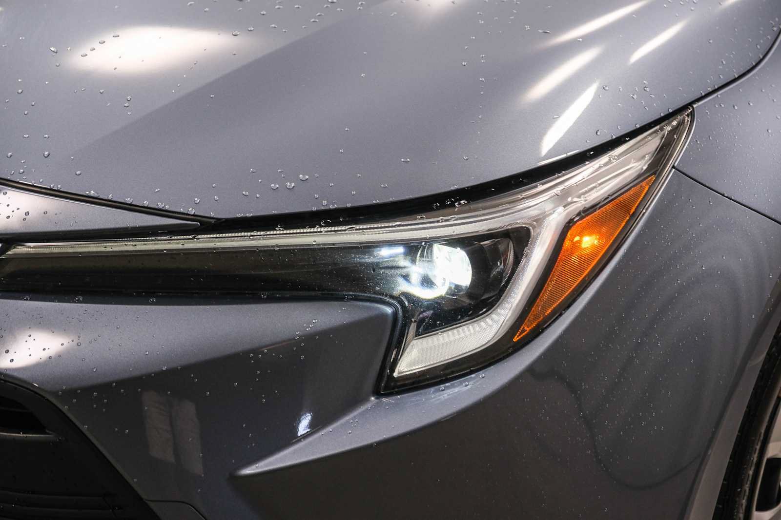 Used 2024 Toyota Corolla LE FWD image 12