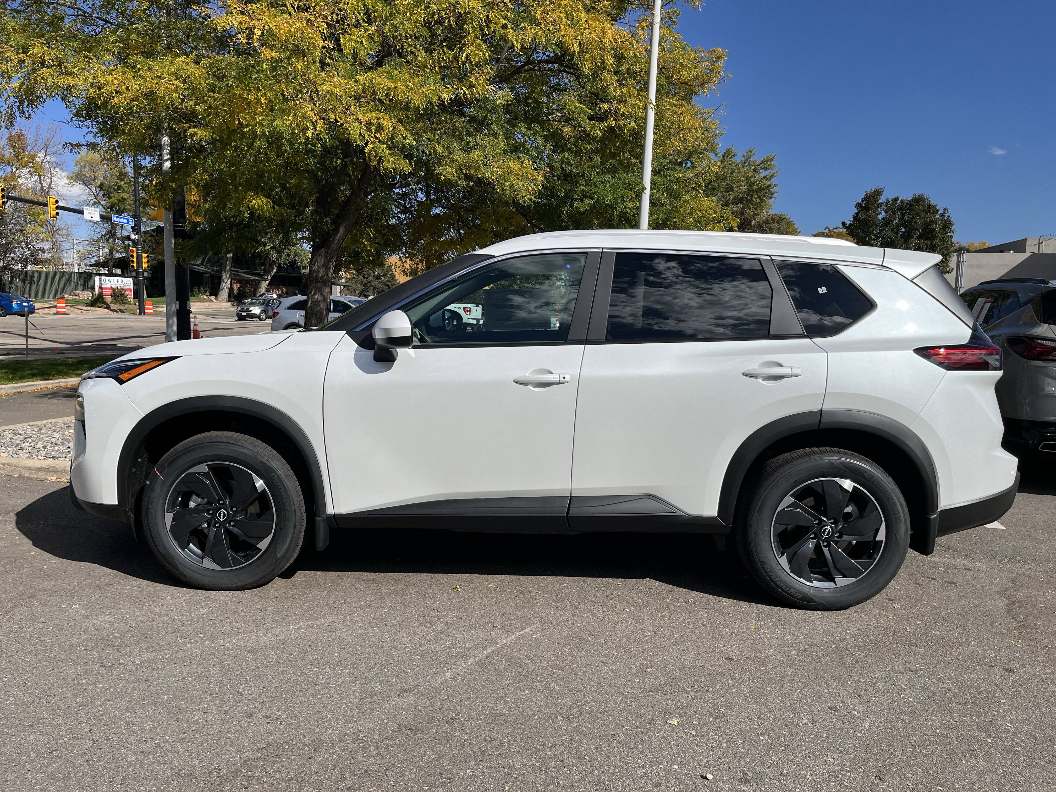 New 2026 Nissan Rogue SV image 4