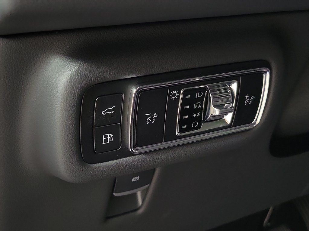 New 2026 Lincoln Nautilus Reserve AWD/4WD image 23