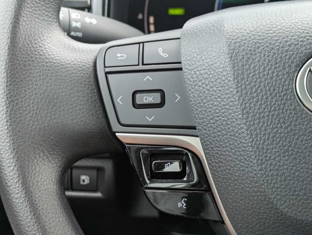 Used 2025 Toyota Camry LE FWD image 22