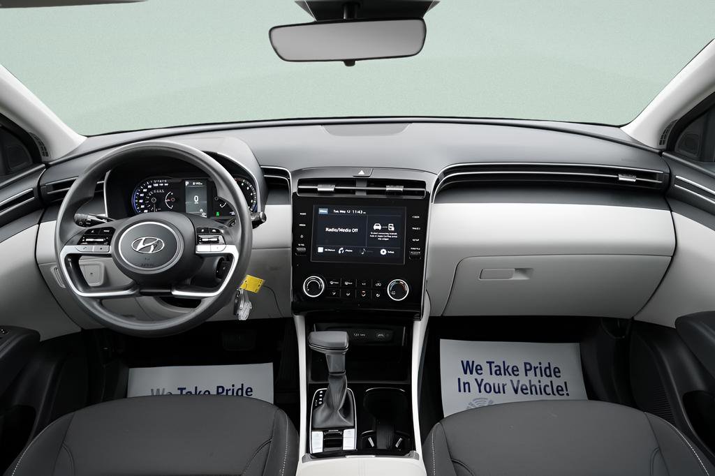 Certified 2024 Hyundai Tucson SE AWD/4WD image 16