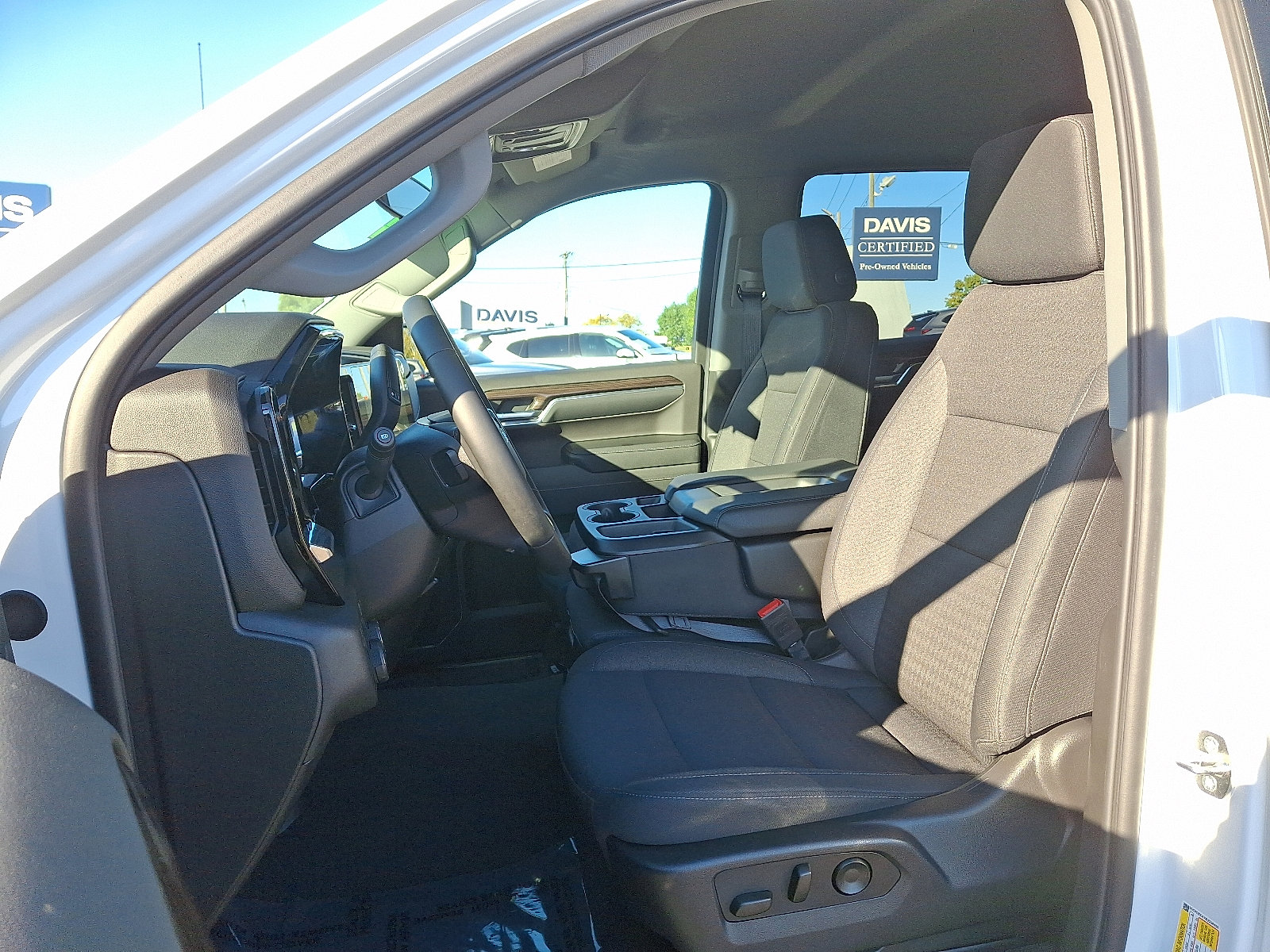 Used 2024 Chevrolet Silverado 1500 RST w/ LPO, Dark Essentials Package image 13