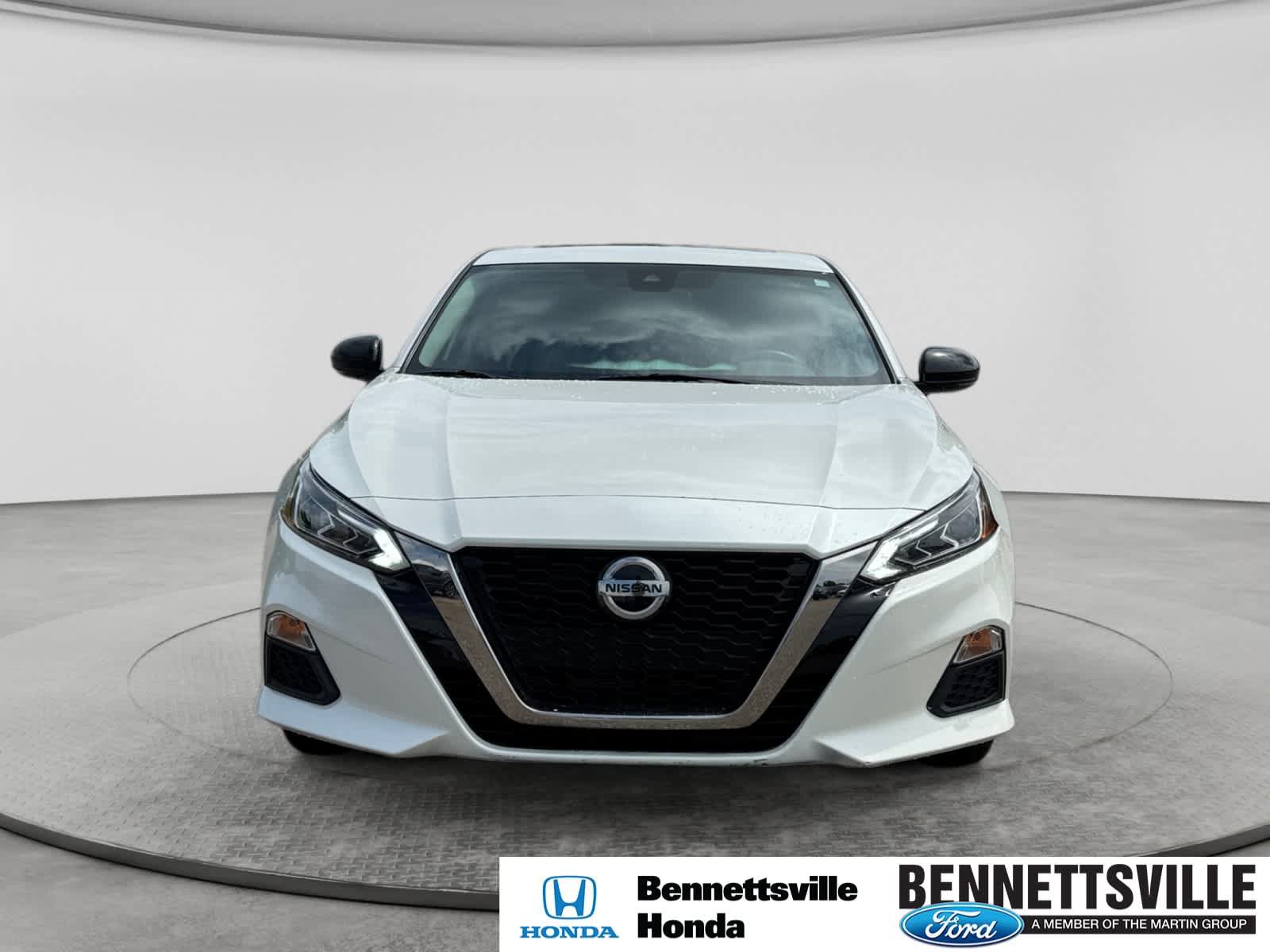 Used 2021 Nissan Altima 2.5 SR w/ SR Premium Package AWD/4WD image 2