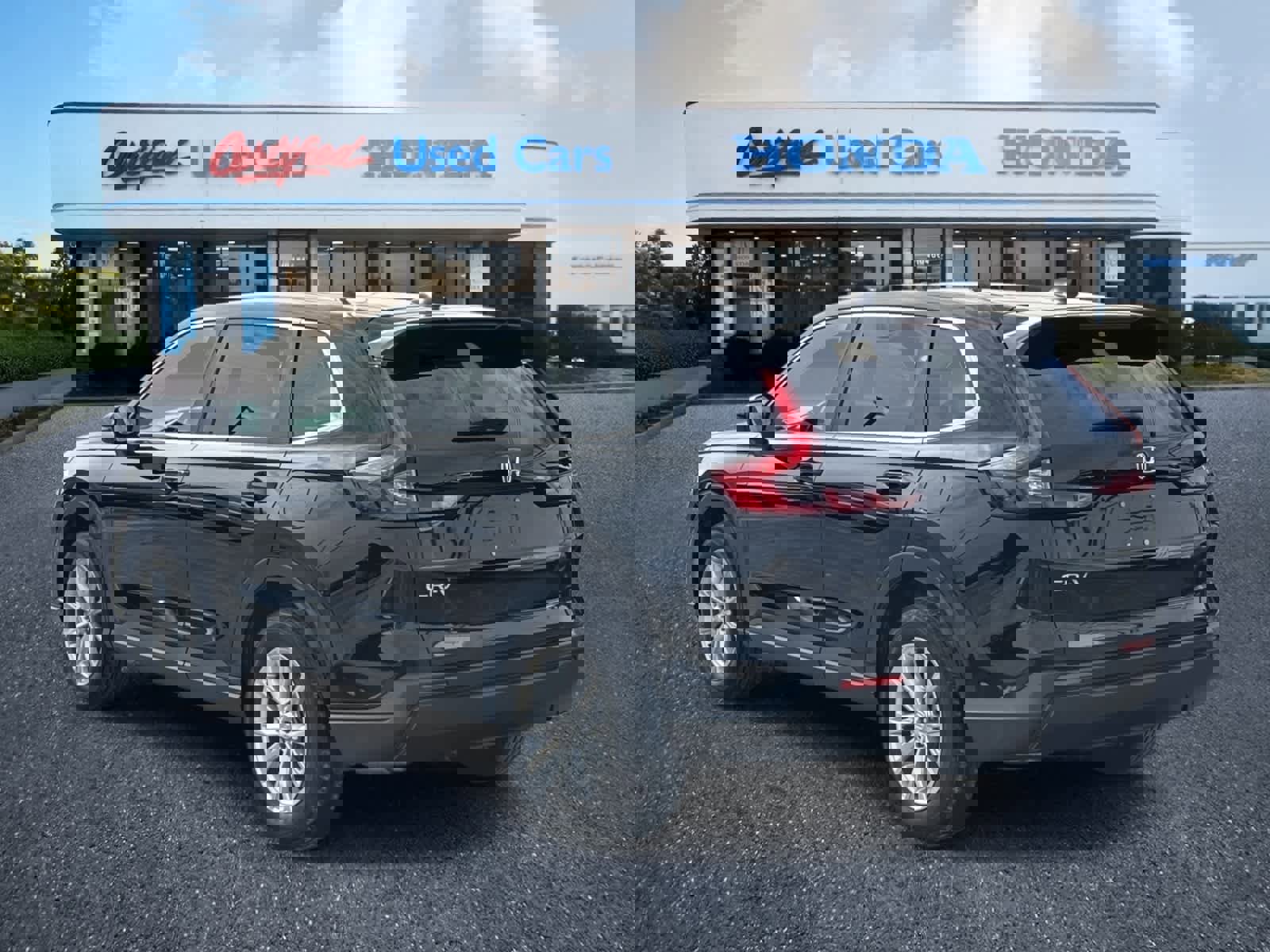 Used 2024 Honda CR-V EX image 3