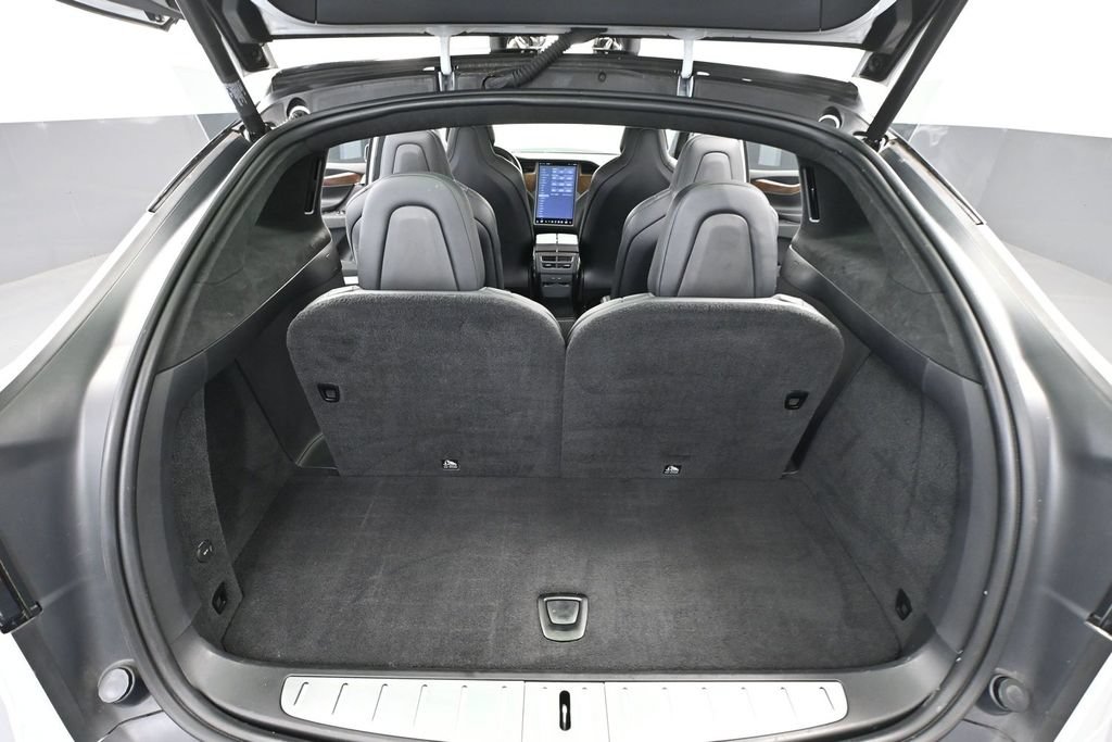 Used 2018 Tesla Model X 100D AWD/4WD image 29