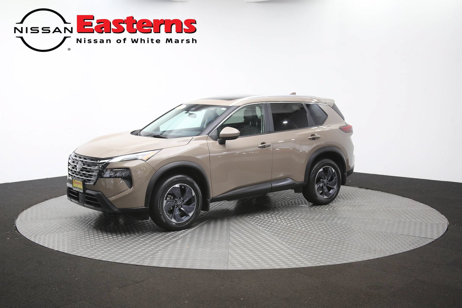 Used 2024 Nissan Rogue SV w/ SV Premium Package FWD image 56