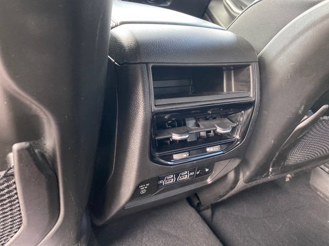 Used 2023 Jeep Grand Cherokee Limited AWD/4WD image 21