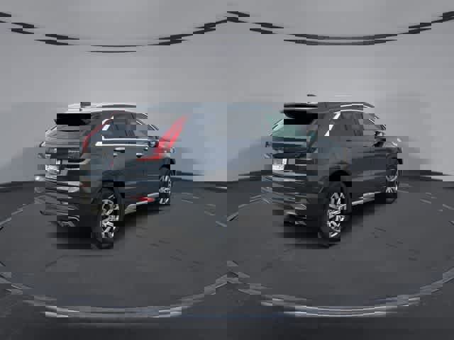 Used 2021 Cadillac XT4 Premium Luxury w/ Driver Awareness Package image 8